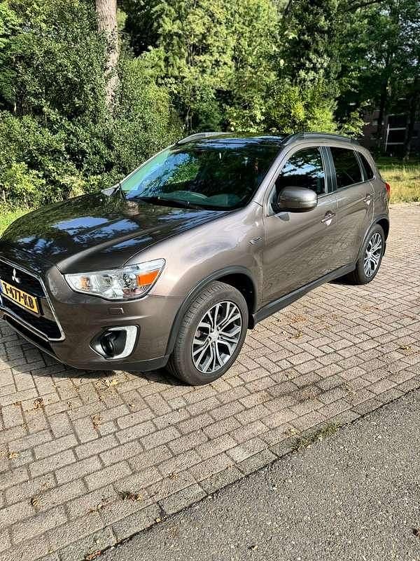 Brons Gebruikt 2016 Mitsubishi ASX Plus SUV | € 14.000 - Afbeelding 1/4