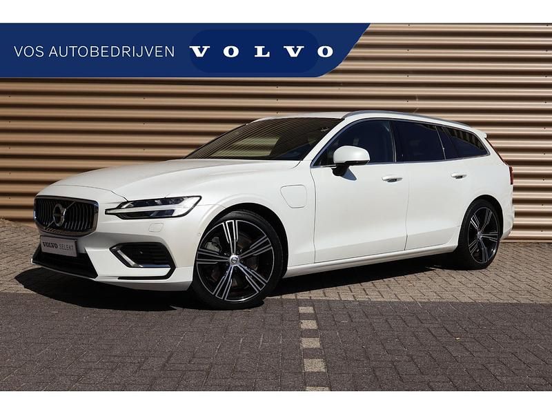 Wit Occasion 2021 Volvo V60 Inscription Stationwagen | € 34.950 (Eerlijke prijs) - Afbeelding 1/3