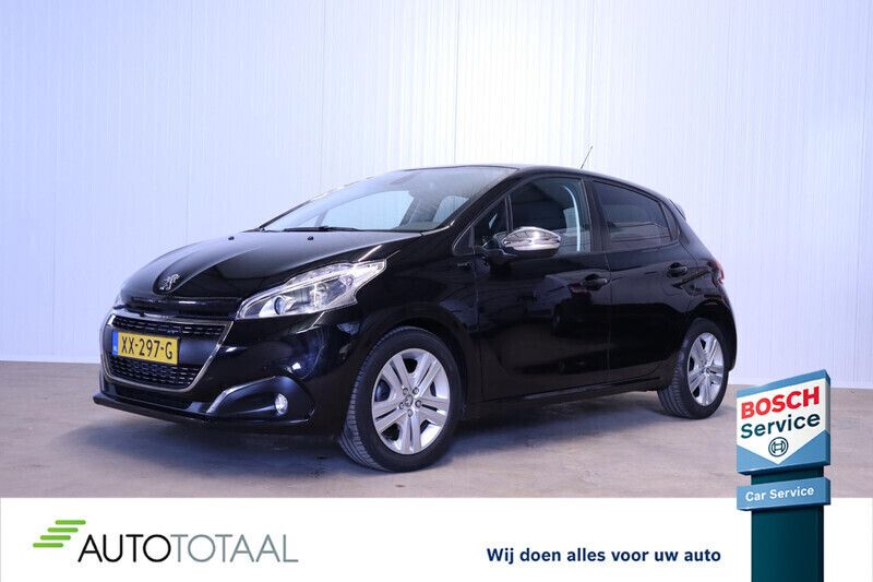 Zwart, metallic lak Gebruikt 2019 Peugeot 208 Signature Sky Hatchback | € 9.850 (Goede deal) - Afbeelding 1/4