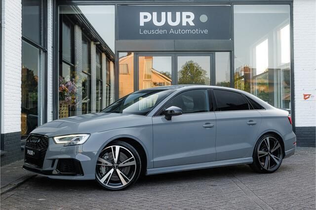 Grijs Gebruikt 2017 Audi RS3 Comfort Hatchback | € 44.945 (Iets duurder) - Afbeelding 1/4