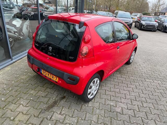 Occasion Peugeot 107 68 PK (50 kW) 2010 Rood Hatchback