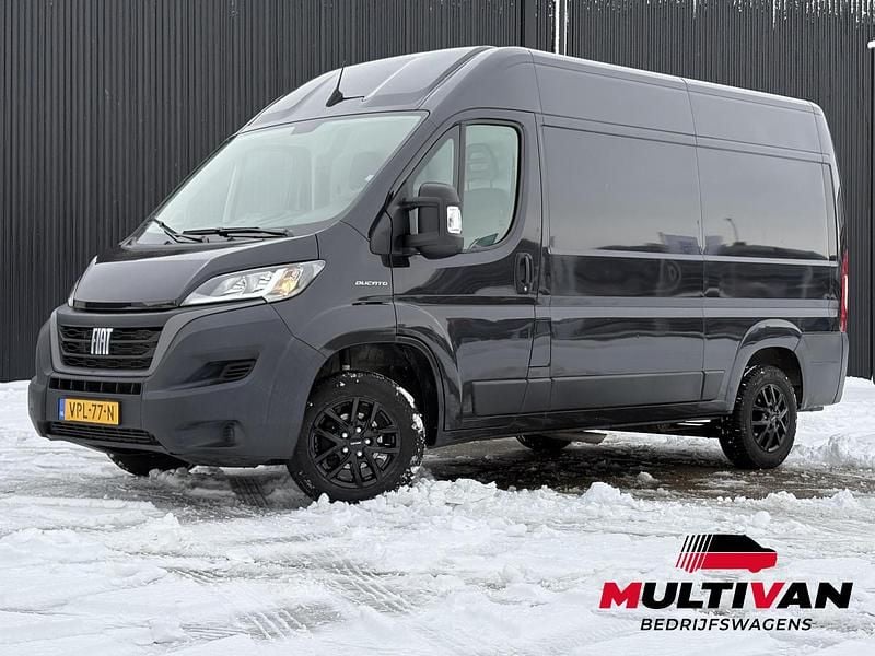 Occasion Fiat Ducato Basis 120 PK (88 kW) 2022 Zwart Van