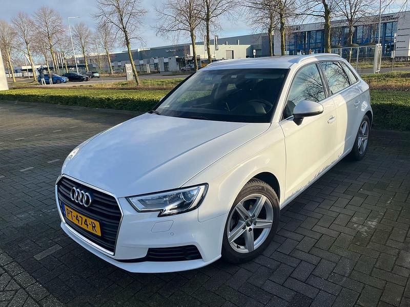 Occasion Audi A3 Sportback S-Line 150 PK (110 kW) 2017 Wit Hatchback