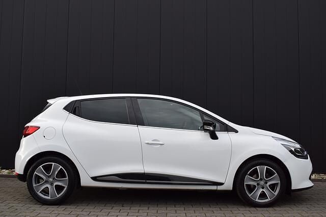 Occasion Renault Clio IV Night&Day 90 PK (66 kW) 2016 Wit Hatchback