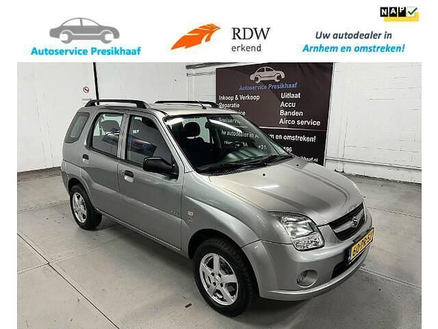 Grijs Gebruikt 2004 Suzuki Ignis GLS Hatchback | € 1.995 (Eerlijke prijs) - Afbeelding 1/4