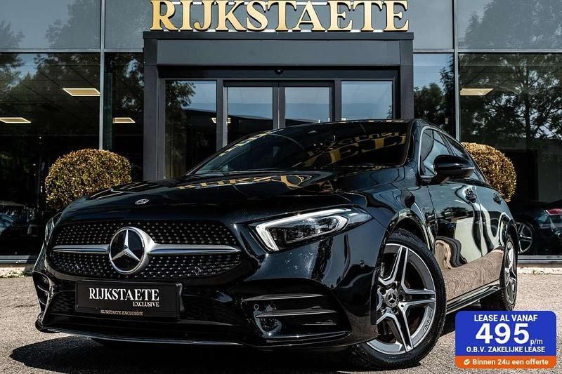 Zwart Gebruikt 2020 Mercedes A250 Premium Hatchback | € 30.900 (Eerlijke prijs) - Afbeelding 1/4