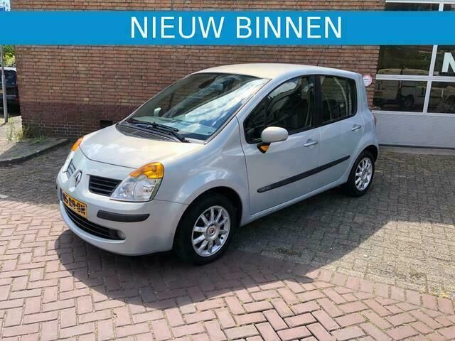 Grijs Gebruikt 2005 Renault Modus Luxe MPV | € 4.250 (Iets duurder) - Afbeelding 1/4