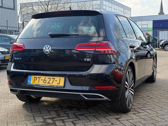 Occasion VW Golf VII Highline 125 PK (91 kW) 2017 Zwart Hatchback
