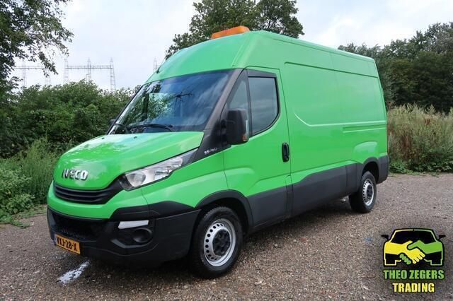 Groen Gebruikt 2017 Iveco Daily Van | € 15.777 (Eerlijke prijs) - Afbeelding 1/4