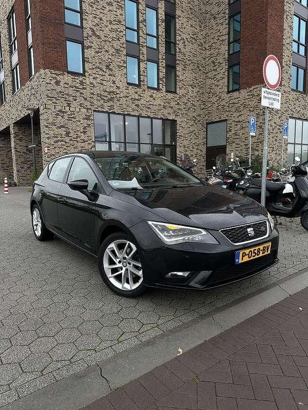 Occasion Seat Leon FR 125 PK (91 kW) 2015 Zwart Stationwagen