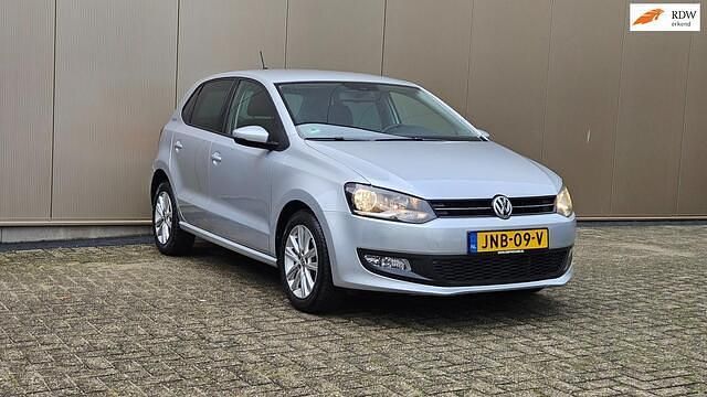 Grijs Gebruikt 2011 VW Polo Highline Hatchback | € 9.950 (Eerlijke prijs) - Afbeelding 1/4