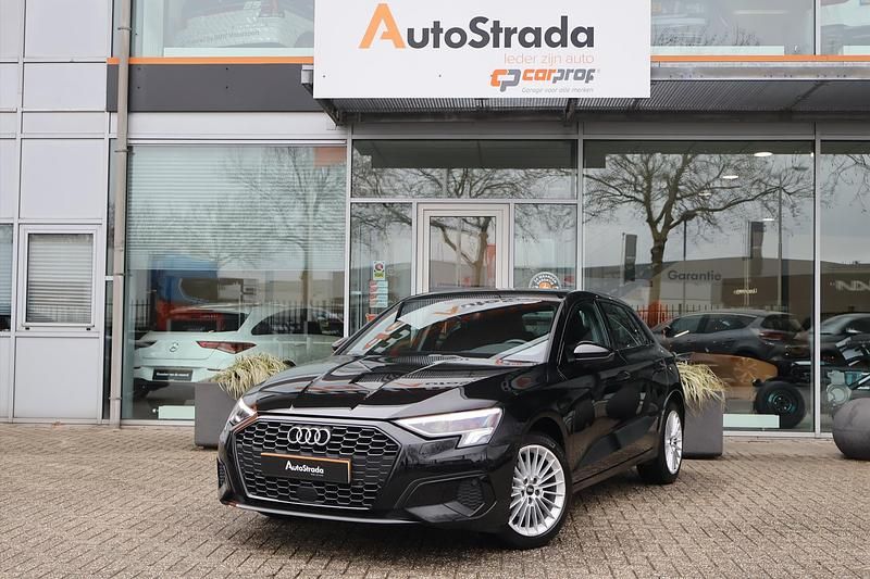 Occasion Audi A3 Sportback e-tron Business 110 PK (80 kW) 2022 Zwart Hatchback