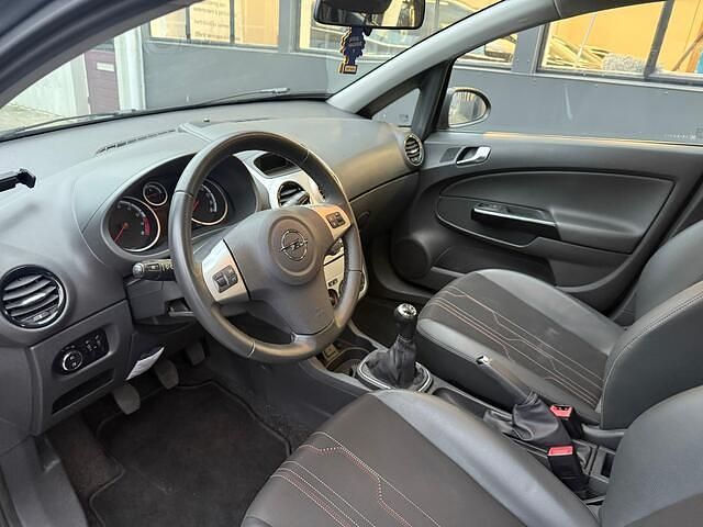 Occasion Opel Corsa Edition 86 PK (63 kW) 2012 Grijs (metallic) Hatchback