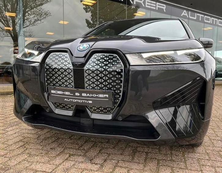 Gebruikt 2021 BMW iX Executive SUV | € 41.500 (Eerlijke prijs) - Afbeelding 1/4