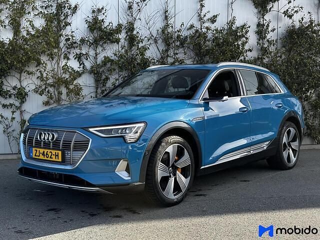 Blauw Gebruikt 2019 Audi e-tron Advanced SUV | € 25.250 (Duur) - Afbeelding 1/4
