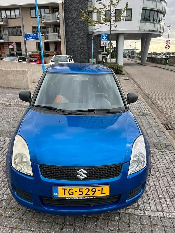 Gebruikt 2009 Suzuki Swift | € 3.875 (Eerlijke prijs) - Afbeelding 1/4