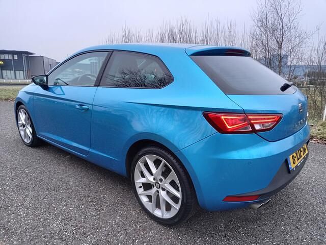 Occasion Seat Leon SC Business 141 PK (103 kW) 2014 Blauw Hatchback