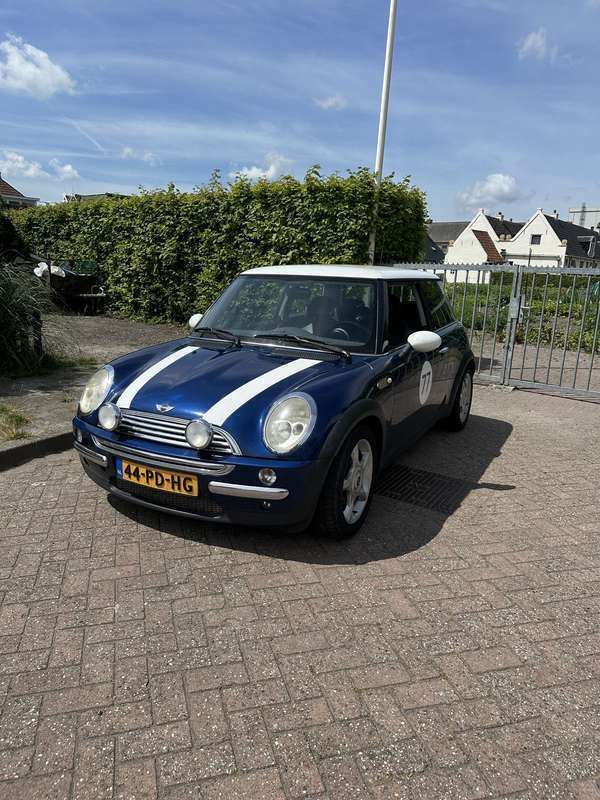 Blauw Gebruikt 2004 Mini Cooper Chili Hatchback | € 1.400 (Goede deal) - Afbeelding 1/4