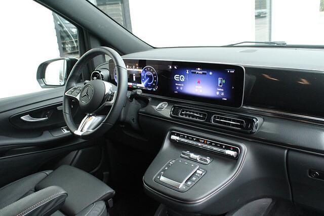 Occasion Mercedes EQV300 AMG 150 kW (204 PK) 2024 Zilver (metallic) Van