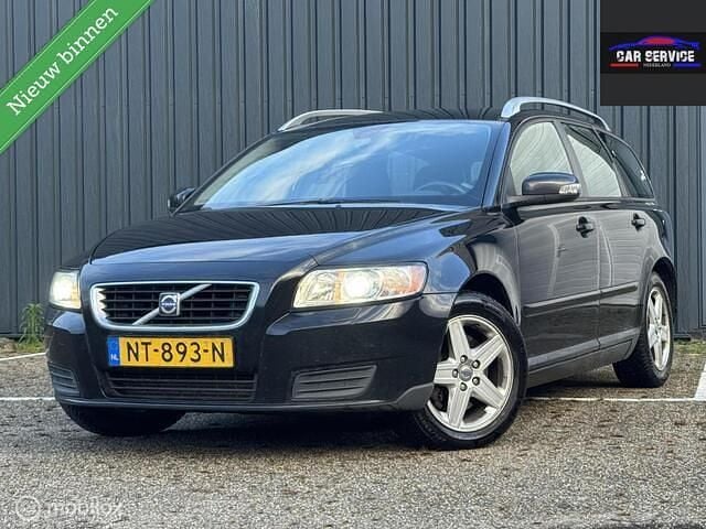 Zwart Gebruikt 2009 Volvo V50 Summum Stationwagen | € 2.199 (Goede deal) - Afbeelding 1/4