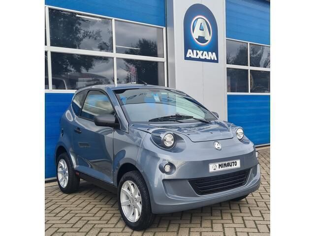 Grijs Nieuw 2024 Aixam Minauto Hatchback | € 10.994 - Afbeelding 1/4