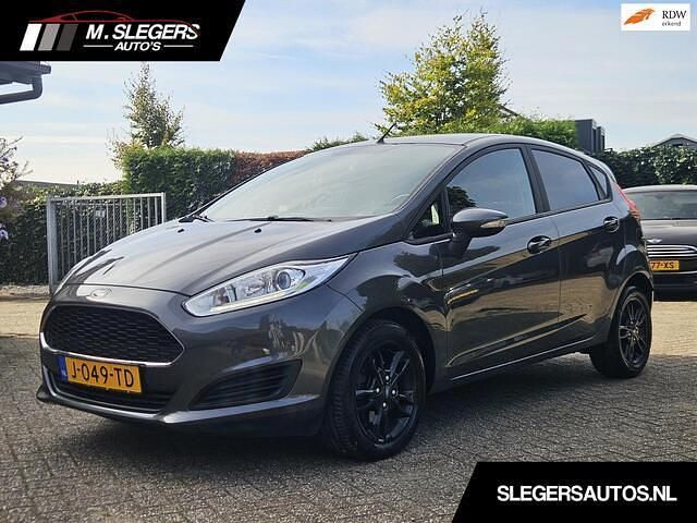 Occasion Ford Fiesta Titanium 101 PK (74 kW) 2017 Grijs Hatchback