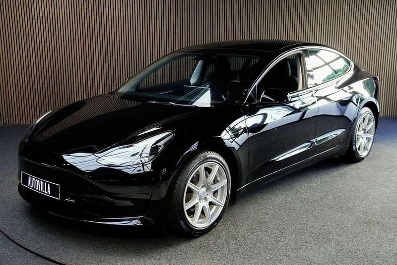 Occasion Tesla Model 3 RWD 235 kW (320 PK) 2022 Zwart Sedan
