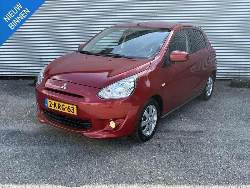 Rood Gebruikt 2013 Mitsubishi Space Star Intense Hatchback | € 6.950 (Eerlijke prijs) - Afbeelding 1/3