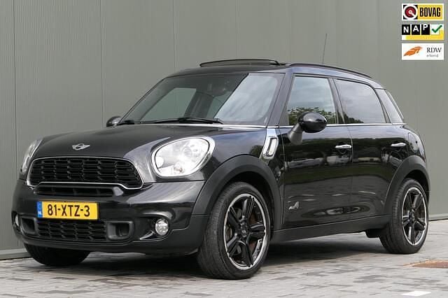 Zwart Gebruikt 2012 Mini Cooper S Countryman Chili SUV | € 6.940 (Goede deal) - Afbeelding 1/4