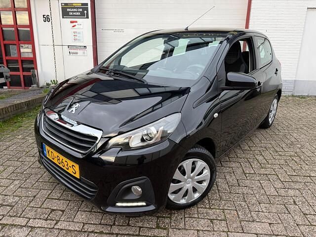 Zwart Gebruikt 2016 Peugeot 108 Active Hatchback | € 5.450 (Eerlijke prijs) - Afbeelding 1/4