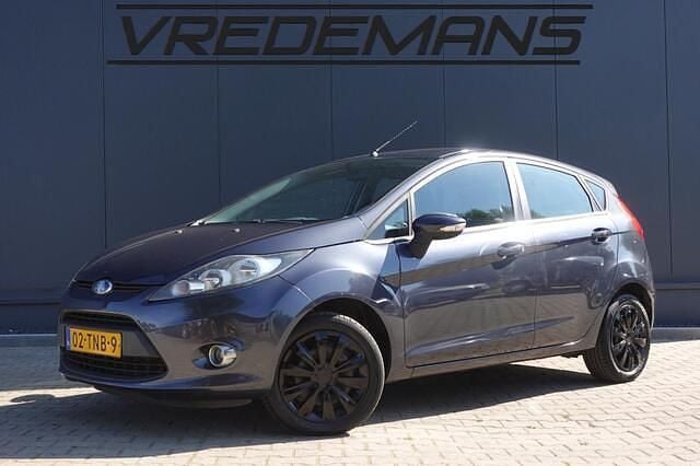 Grijs Gebruikt 2010 Ford Fiesta Trend Hatchback | € 3.250 (Goede deal) - Afbeelding 1/4