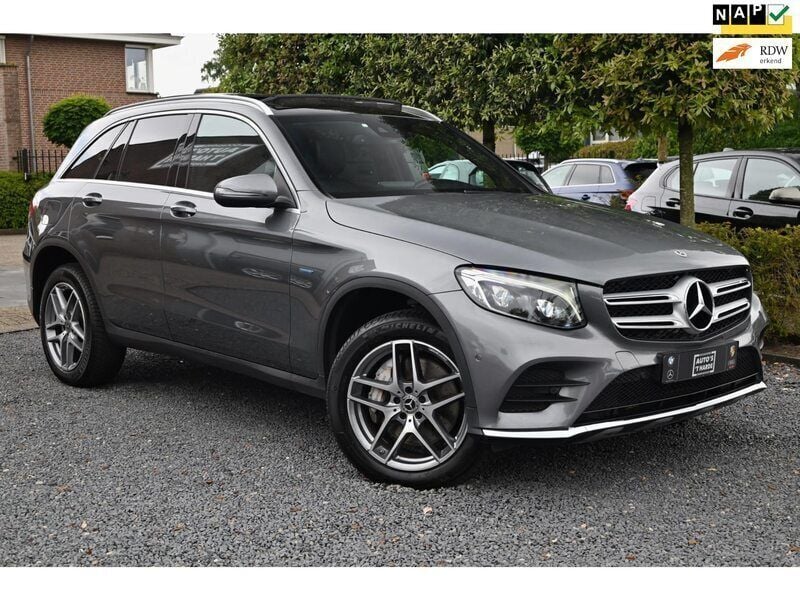 Grijs Gebruikt 2017 Mercedes GLC350 Business SUV | € 31.950 (Eerlijke prijs) - Afbeelding 1/4