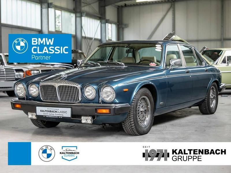 Blauw Gebruikt 1986 Daimler Double Six Serie 1 Sedan | € 15.890 - Afbeelding 1/4