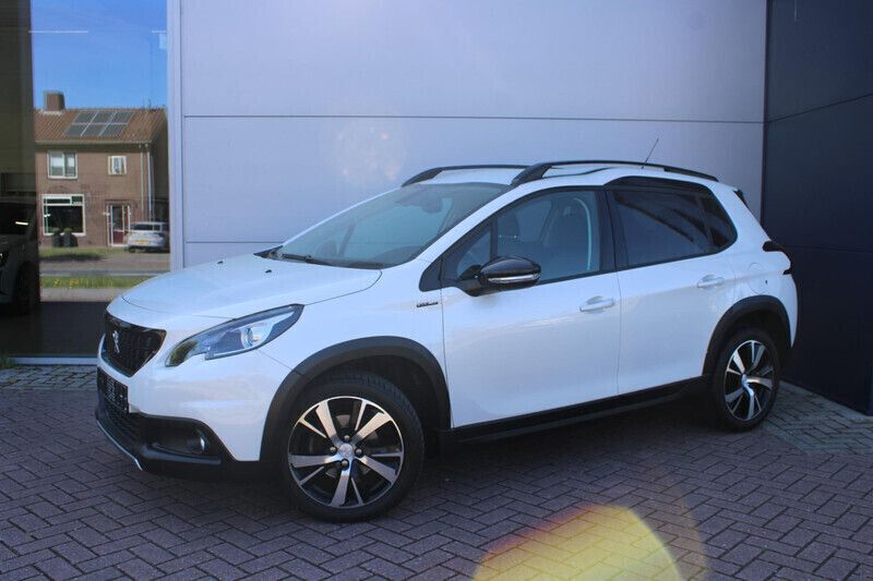 Wit Gebruikt 2019 Peugeot 2008 GT-line SUV | € 16.800 (Eerlijke prijs) - Afbeelding 1/4
