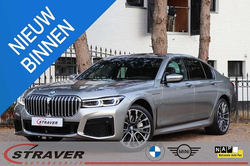 Grijs Gebruikt 2019 BMW 745e Executive Sedan | € 49.950 (Eerlijke prijs) - Afbeelding 1/4