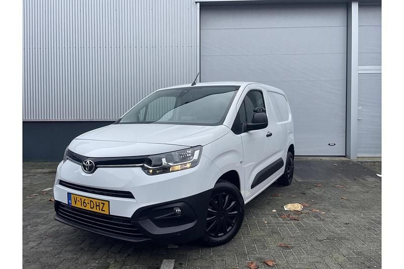 Wit Gebruikt 2024 Toyota Proace City City MPV | € 19.452 (Super prijs) - Afbeelding 1/1