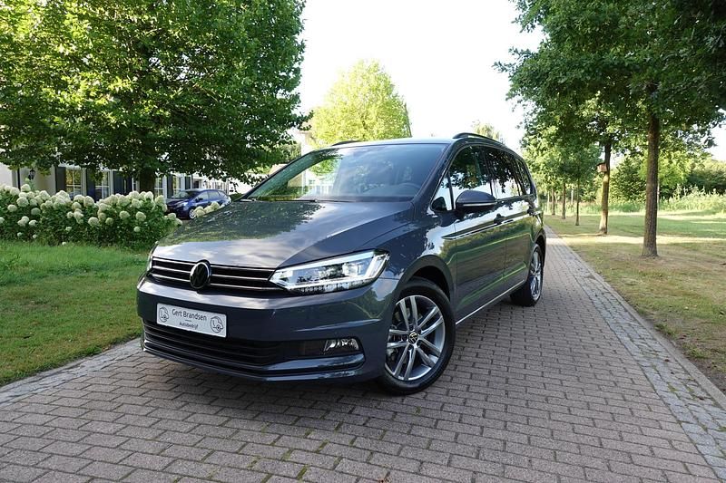 Overige Occasion 2025 VW Touran Comfortline MPV | € 39.950 (Iets duurder) - Afbeelding 1/4