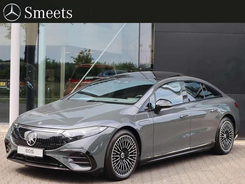 Grijs Gebruikt 2025 Mercedes EQS450+ AMG line Hatchback | € 99.888 - Afbeelding 1/4