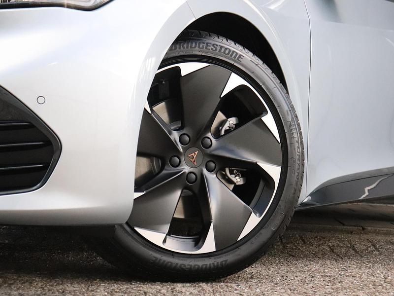 Occasion Cupra Born Limited Edition 170 kW (232 PK) 2025 Grijs Hatchback