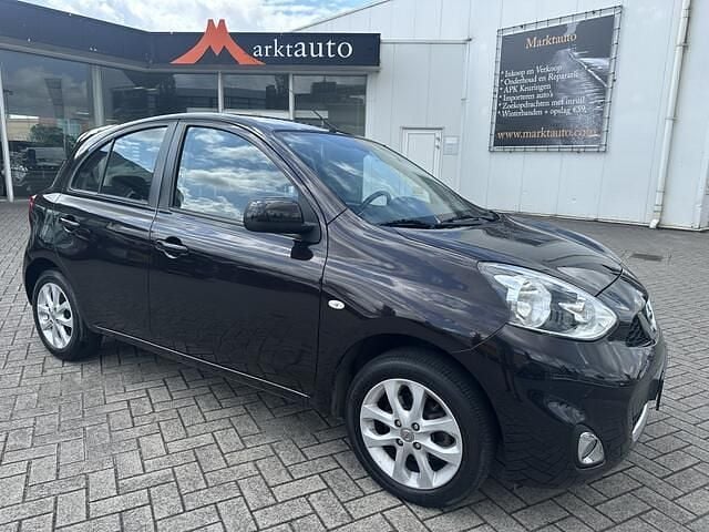 Paars Gebruikt 2014 Nissan Micra Hatchback | € 9.440 (Eerlijke prijs) - Afbeelding 1/4