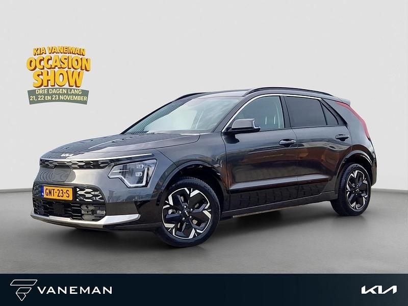 Grijs Gebruikt 2024 Kia e-Niro Advance SUV | € 30.935 (Goede deal) - Afbeelding 1/4