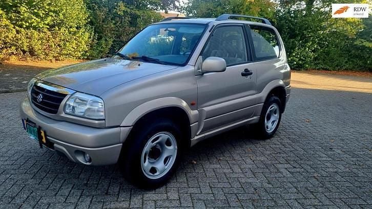 Gebruikt 2001 Suzuki Grand Vitara | € 4.775 - Afbeelding 1/4