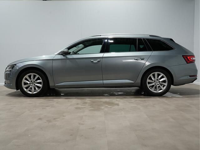 Occasion Skoda Superb Business Line 150 PK (110 kW) 2018 Business grey metallic Stationwagen
