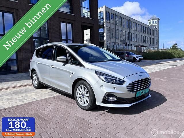 Grijs Gebruikt 2020 Ford S-MAX Titanium MPV | € 10.950 (Eerlijke prijs) - Afbeelding 1/4