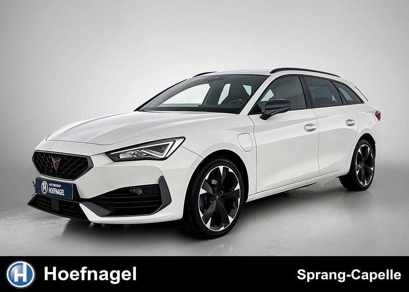Wit Gebruikt 2022 Cupra Leon VZ Stationwagen | € 23.850 (Goede deal) - Afbeelding 1/3