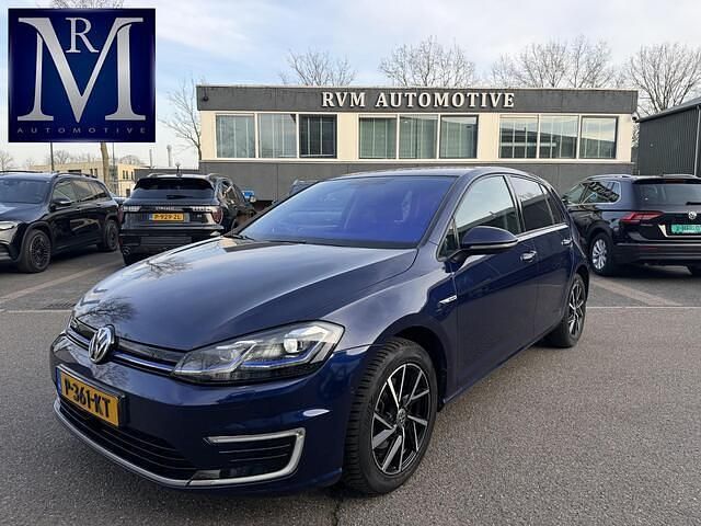Blauw Occasion 2019 VW e-Golf Hatchback | € 12.899 (Eerlijke prijs) - Afbeelding 1/4