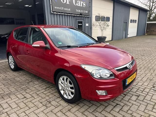 Occasion Hyundai i30 Style 127 PK (93 kW) 2009 Rood Hatchback