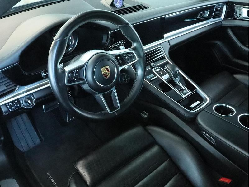 Occasion Porsche Panamera 331 PK (243 kW) 2018 Grijs Sedan