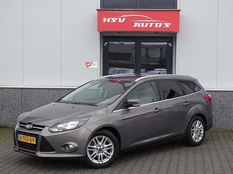 Bruin Occasion 2014 Ford Focus Titanium Stationwagen | € 3.450 (Goede deal) - Afbeelding 1/4