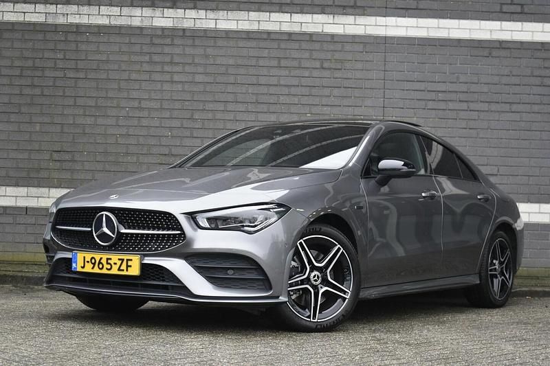 Occasion Mercedes CLA250e Business 2020 Grijs (metallic) Sedan